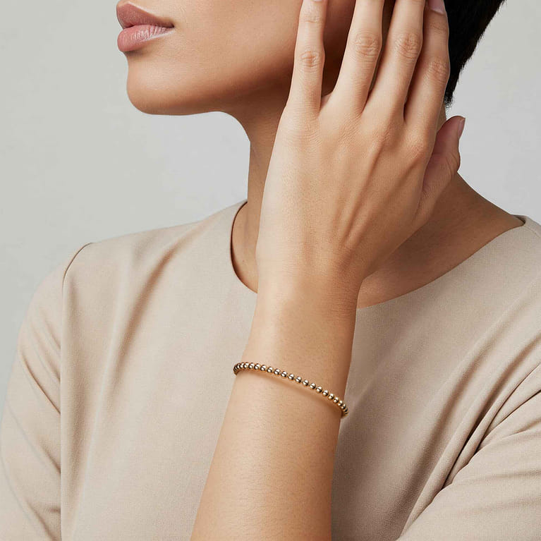 14K Yellow Gold Bujukan Split Bangle Bracelet - Shot 4