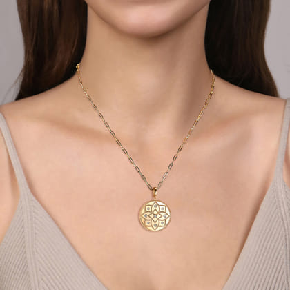 14K Yellow Gold Bujukan and Diamond Medallion Pendant in size 32mm with Detachable Bail