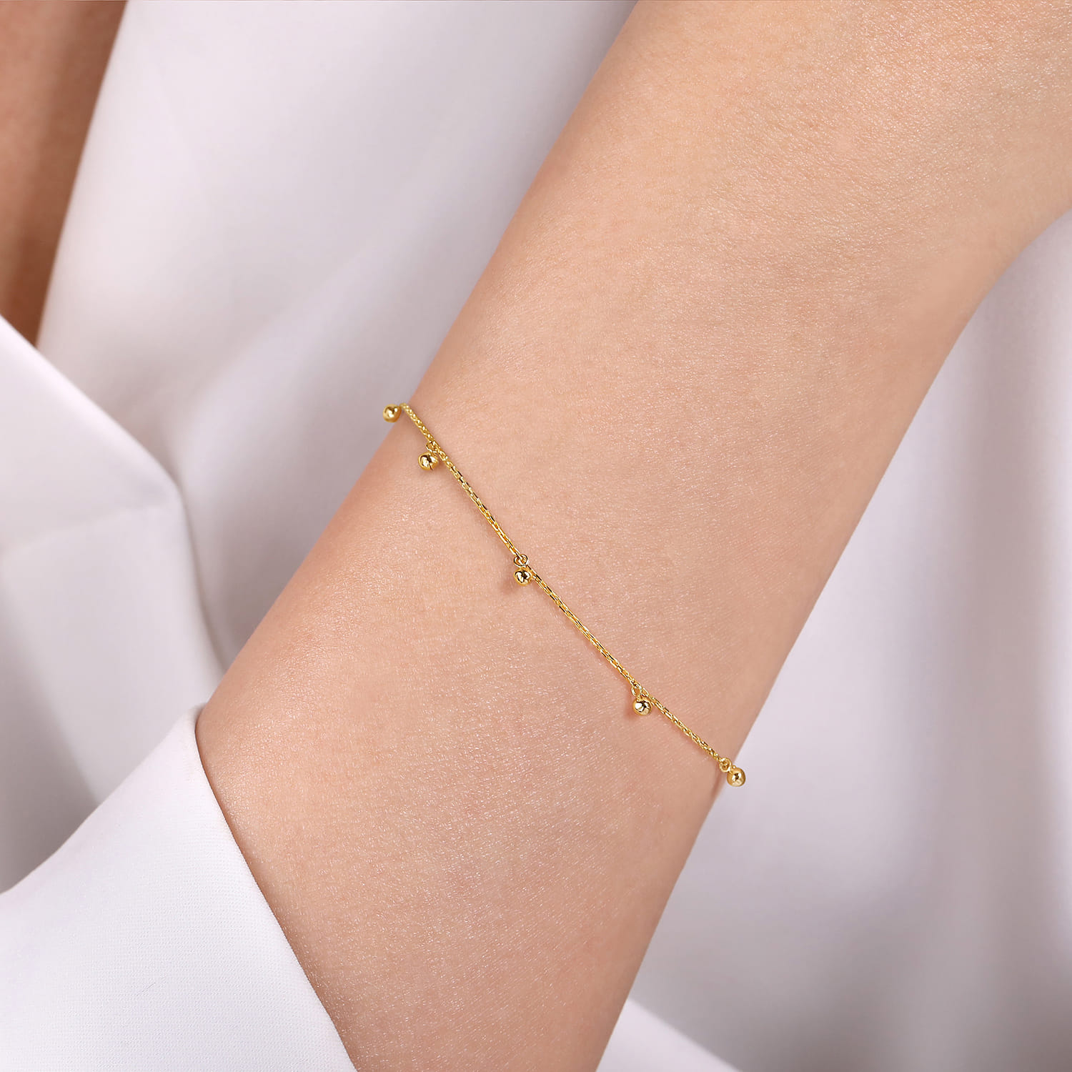 14K Yellow Gold Chain Bracelet with Metal Bead Drops