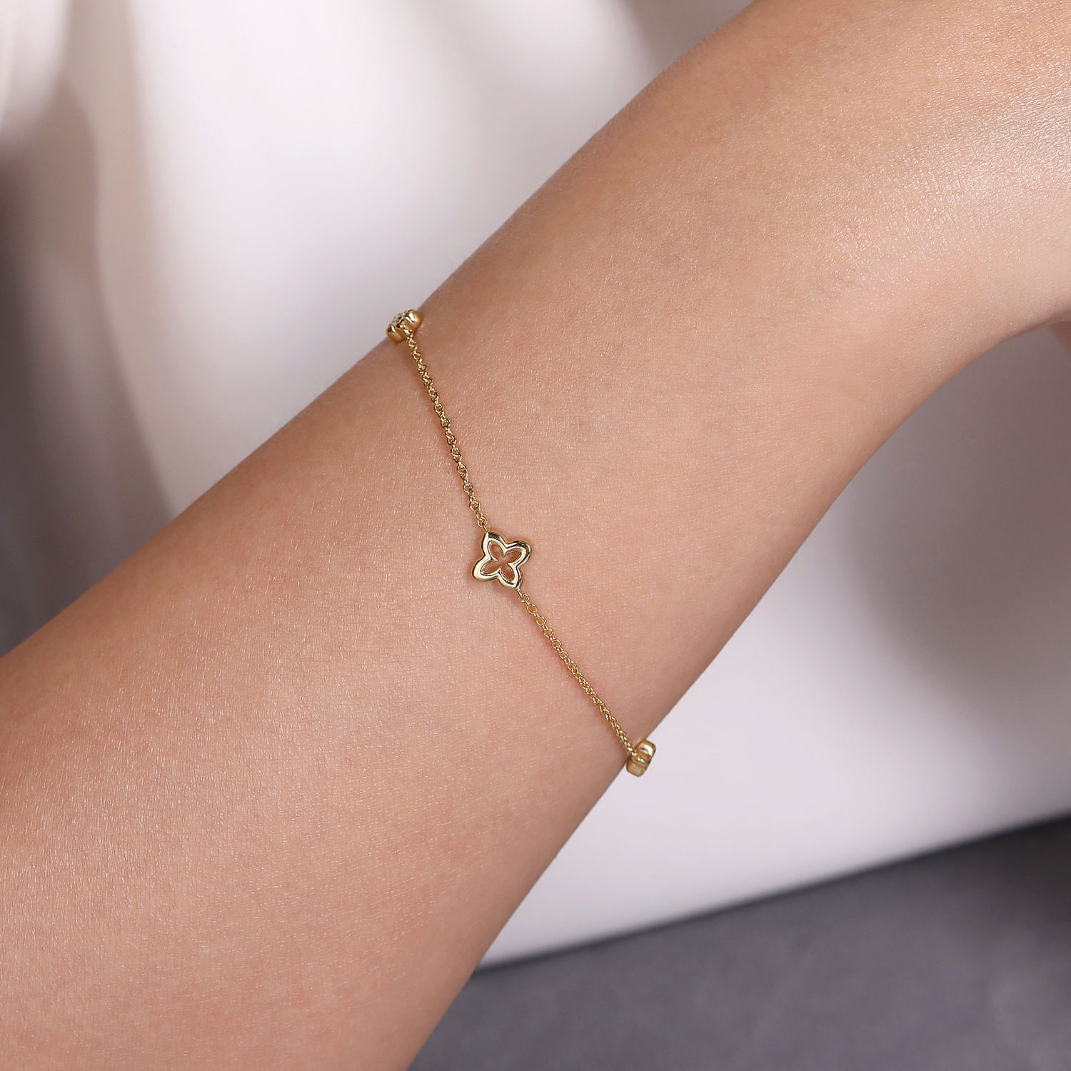 Designer Diamond & Silver Clover Bracelets | Gabriel & Co.