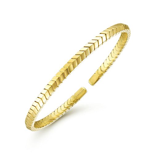 14K Yellow Gold Chevron Pattern Cuff Bracelet - Shot 2