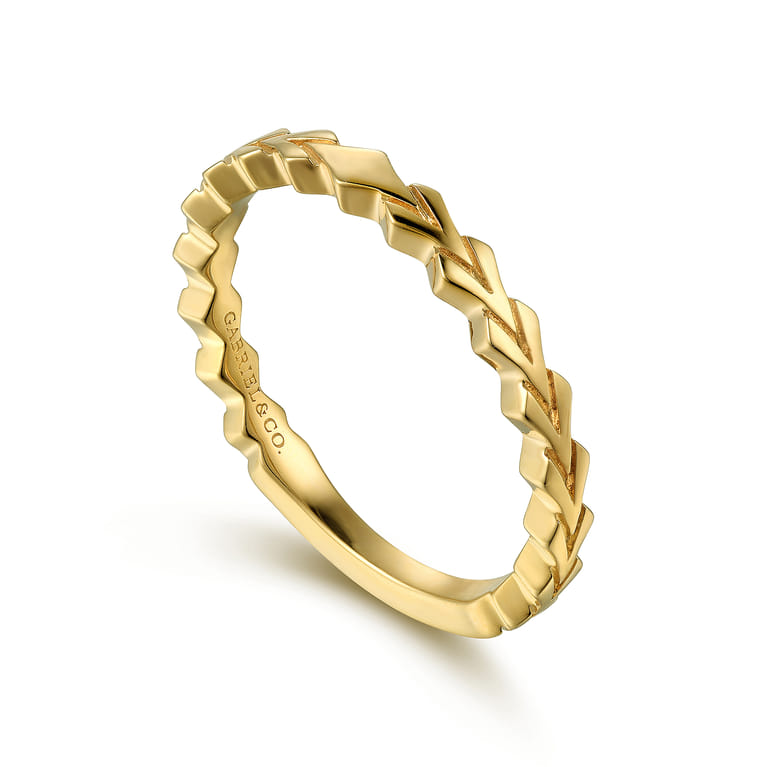 14K Yellow Gold Chevron Station Ring - Shot 3