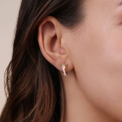 14K Yellow Gold Cluster Diamond Stud Earrings