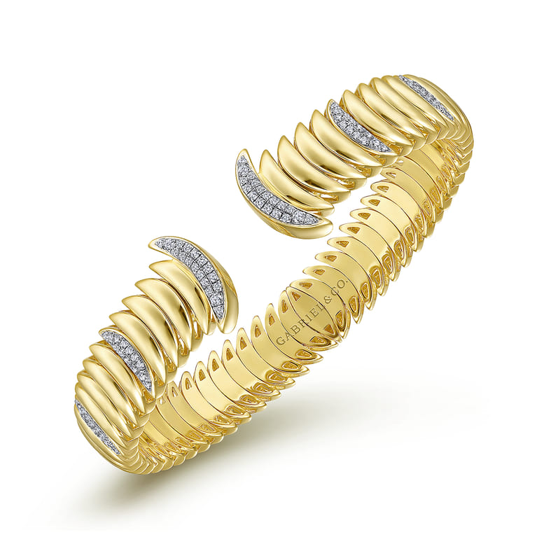 14K Yellow Gold Crescent Moon Open Cuff Bracelet with Diamond Pave Stations - 0.5 ct - Shot 2