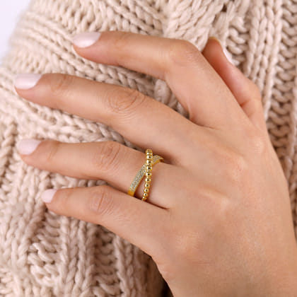 14K Yellow Gold Criss Cross Diamond Bujukan Ring