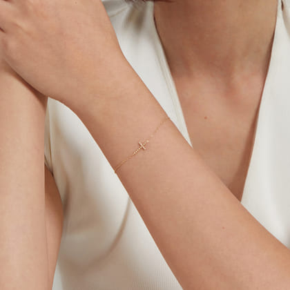 14K Yellow Gold Cross Bracelet-Bujukan