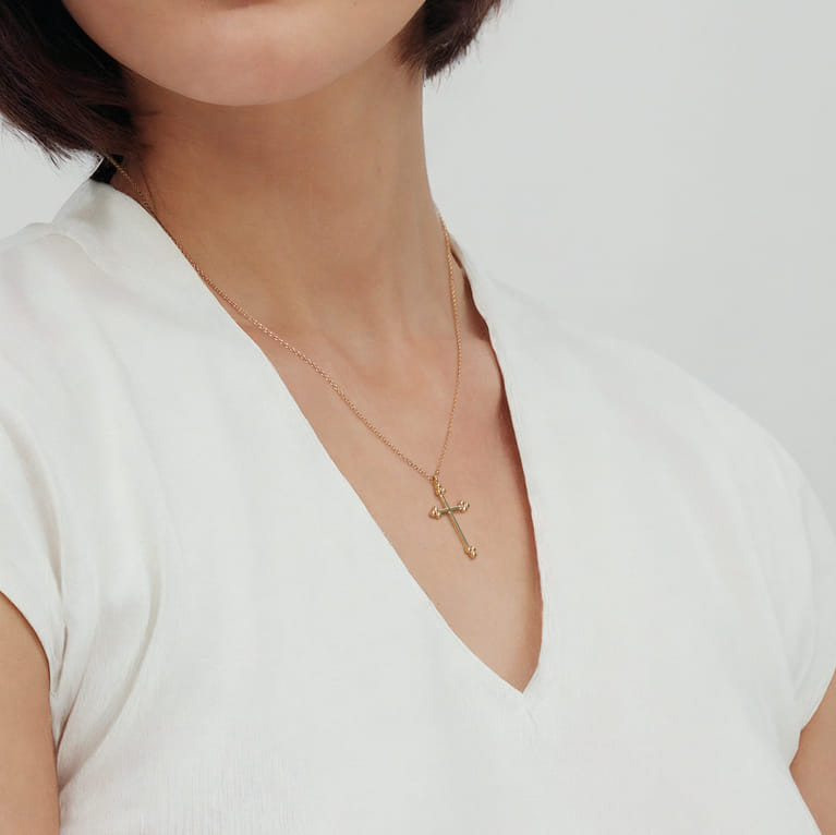 14K Yellow Gold Cross Necklace 24mm-Bujukan - Shot 4
