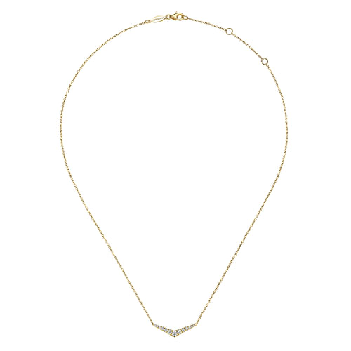 14K Yellow Gold Curved Diamond Bar Necklace - 0.35 ct - Shot 2