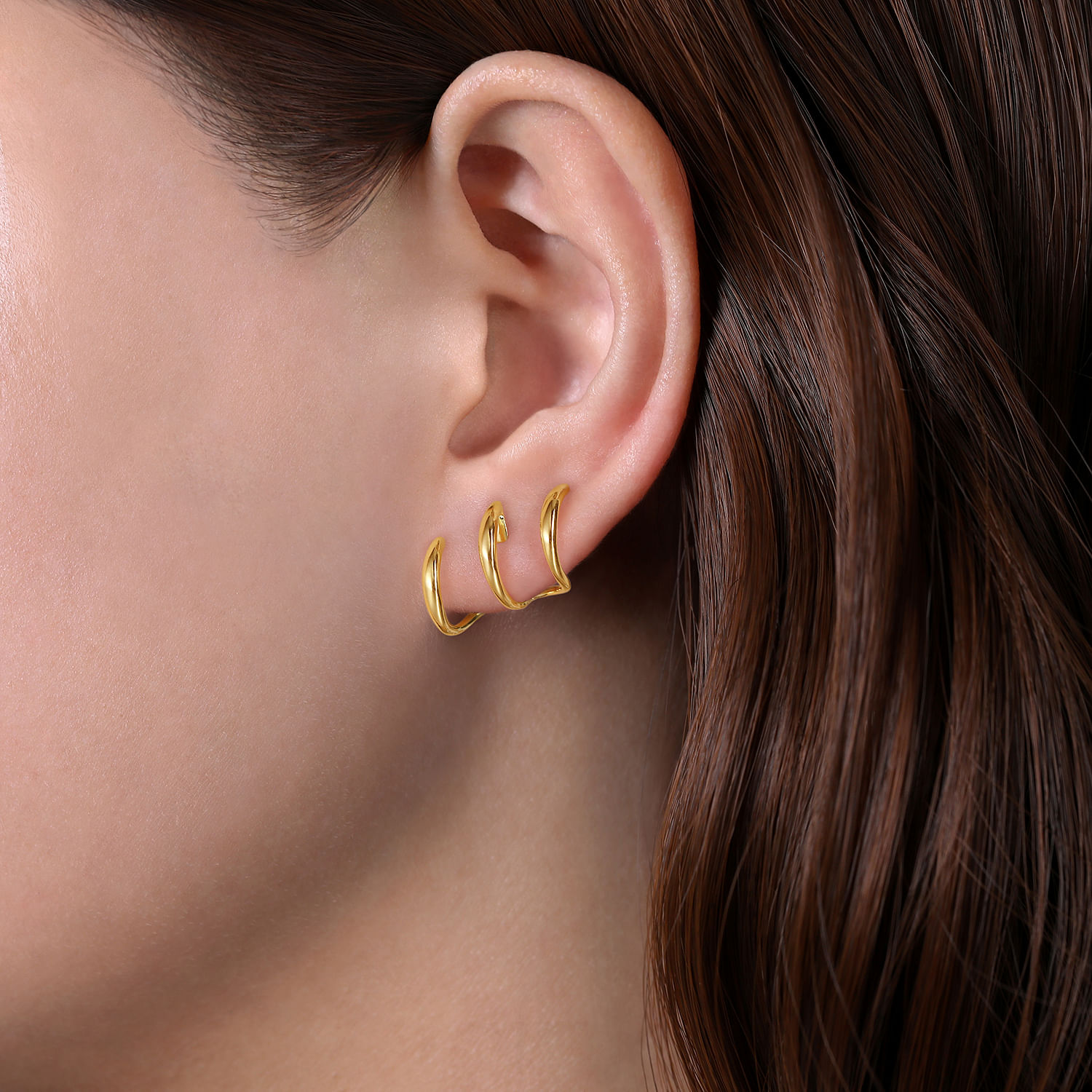 14K Yellow Gold Curving Three Row Stud Earrings - Shot 2