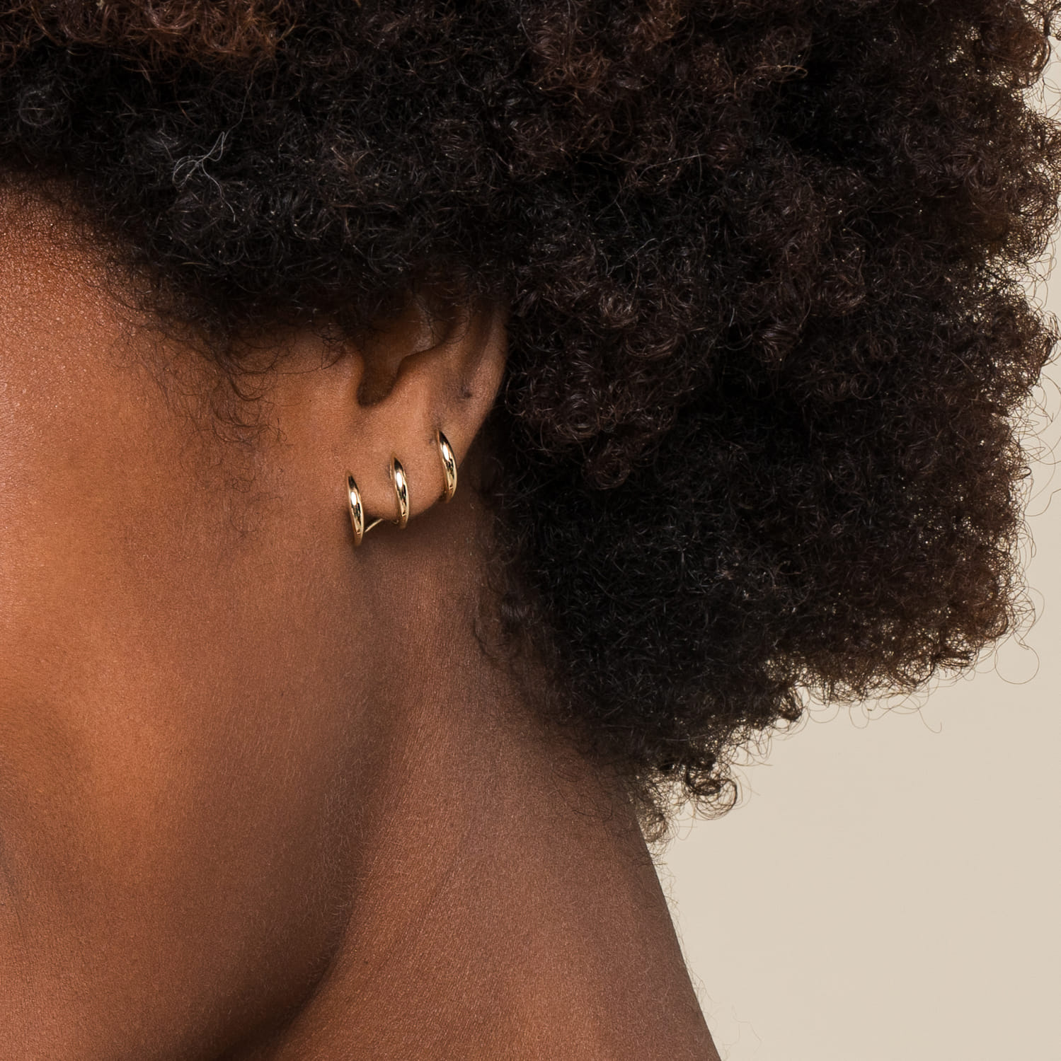 14K Yellow Gold Curving Three Row Stud Earrings - Shot 3