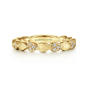 14K Yellow Gold Delicate Leaf Diamond Stackable Ring