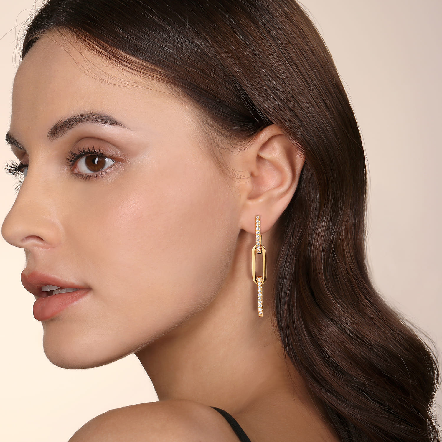 14K Yellow Gold Diamond And Hollow Link Chain Earrings - 0.55 ct - Shot 2