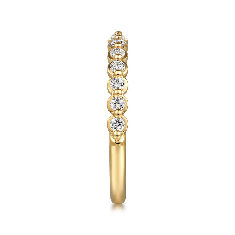 Straight Wedding Ring in 14k Yellow Gold with  Natural Diamond at Gabriel & Co. - Shot 4