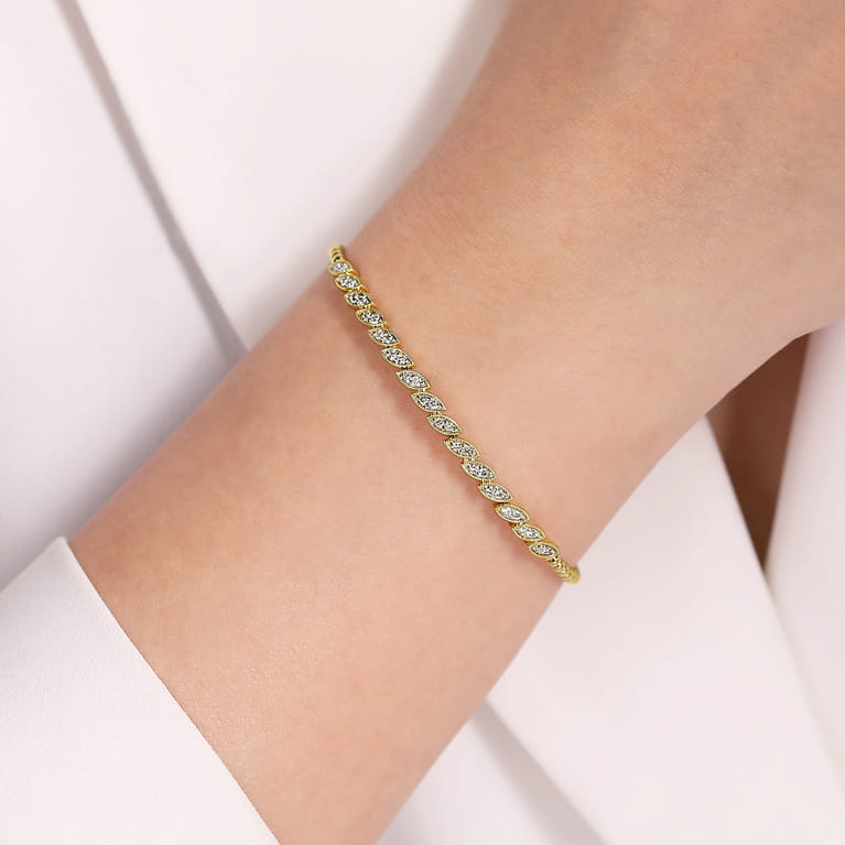 14K Yellow Gold Diamond Bangle - 0.36 ct - Shot 4