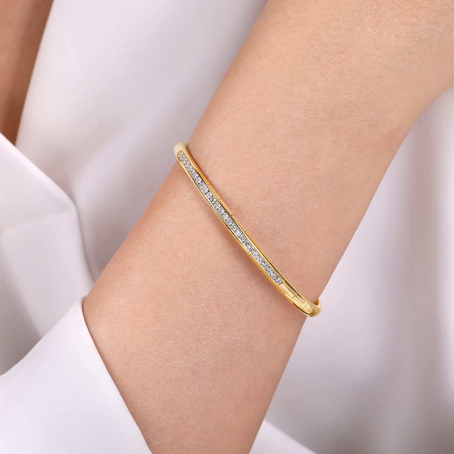 14K Yellow Gold Diamond Bangle - 0.65 ct - Shot 4