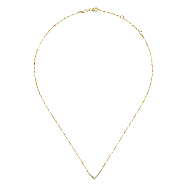 14K Yellow Gold Diamond Chevron Necklace - 0.06 ct - Shot 2