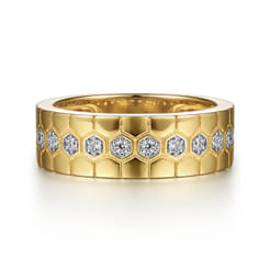 14K Yellow Gold Diamond Cigar Band with Hexagon Pattern
