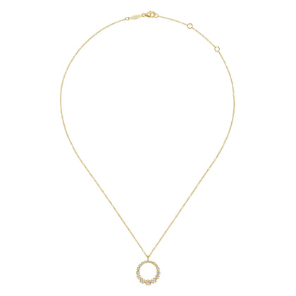 14K Yellow Gold Diamond Circle Pendant Necklace
