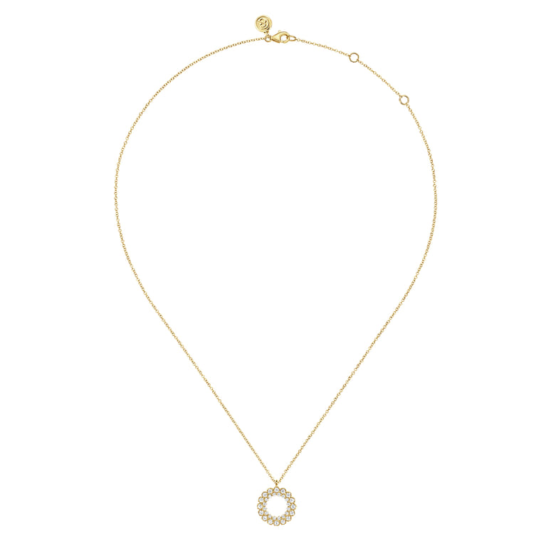 14K Yellow Gold Diamond Circle Pendant Necklace - 0.51 ct - Shot 2