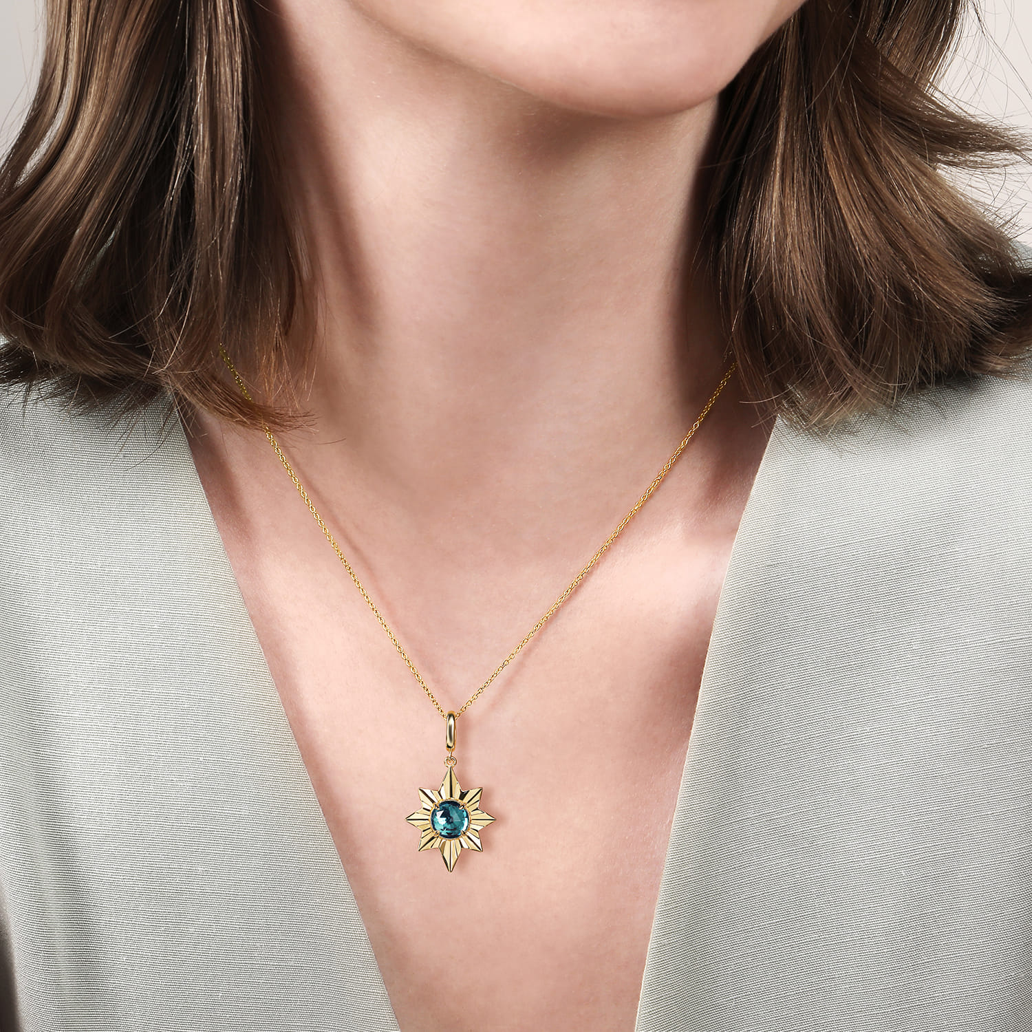14K Yellow Gold Diamond Cut Blue Topaz Starbust Medallion Pendant in Size 20mm With Detachable Bail - Shot 4