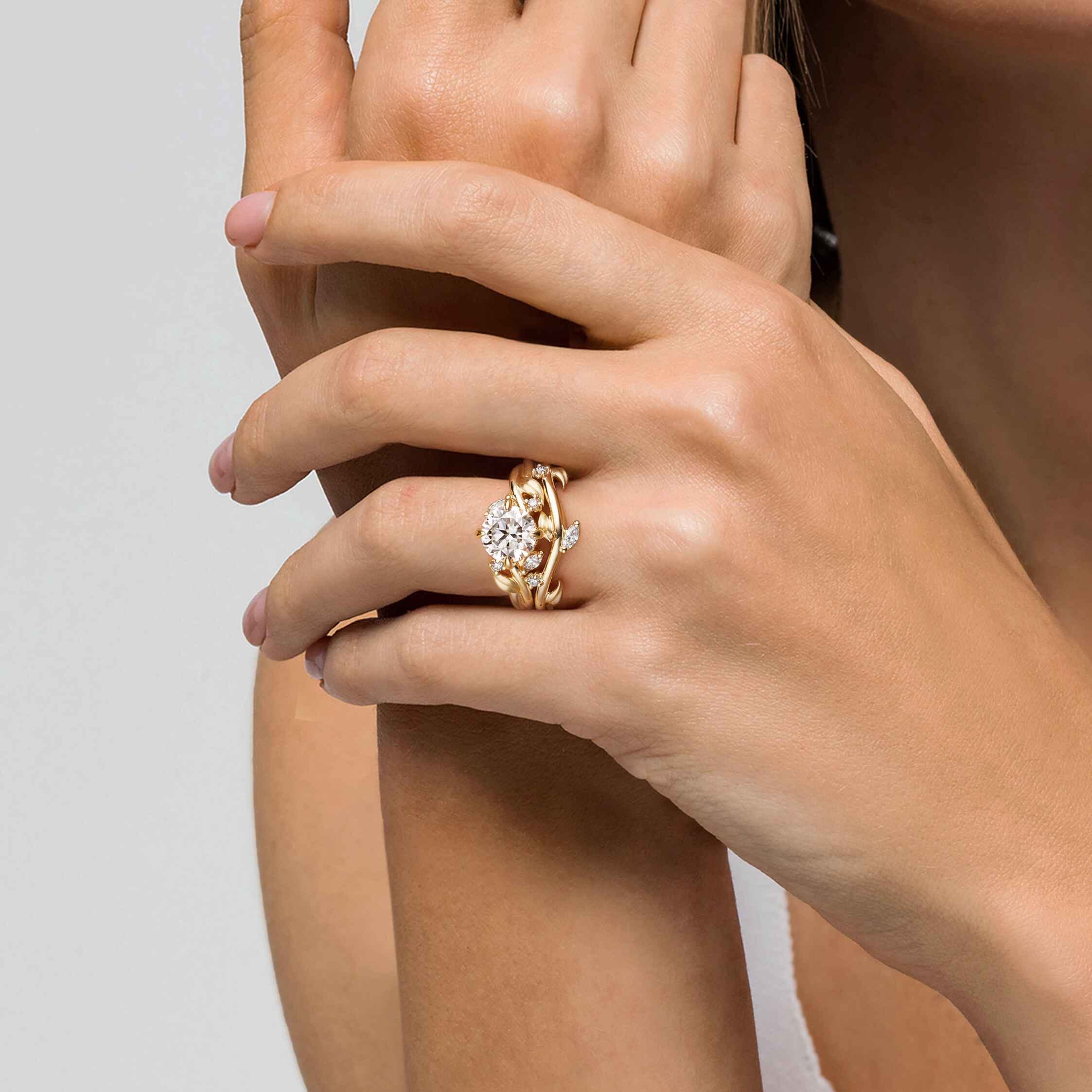 14K Yellow Gold Diamond Matching Wedding Band - 0.08 ct - Shot 6
