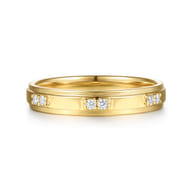 14K Yellow Gold Diamond Men's Ring in High Polish Finish