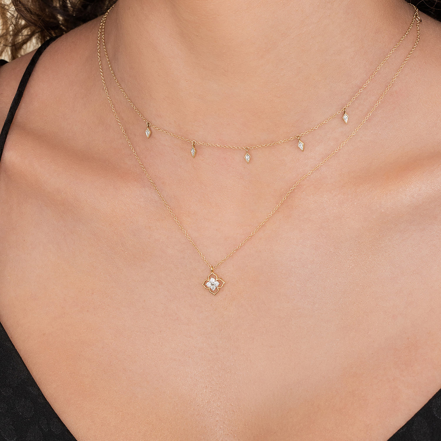 14K Yellow Gold Diamond Pendant Necklace - 0.12 ct - Shot 4