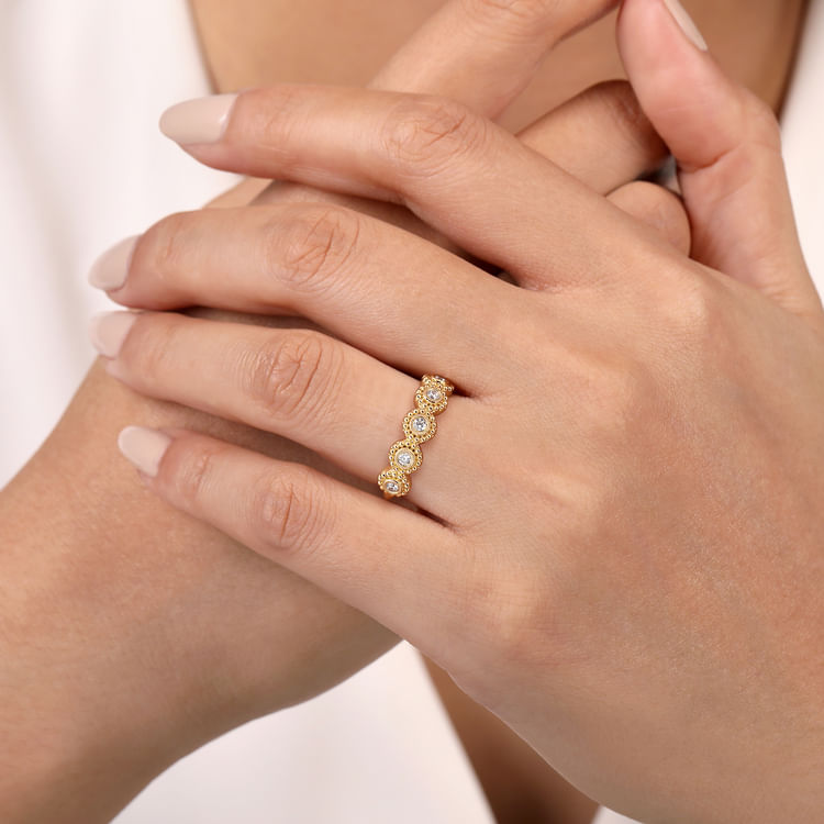 14K Yellow Gold Diamond Round Shape Bujukan Stackable Ring