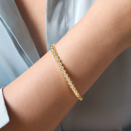 14K Yellow Gold Diamond Station Cuff Bangle Bracelet