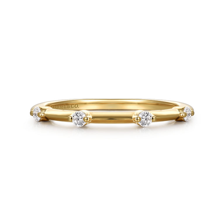 14K Yellow Gold Diamond Wedding Band - 0.11 ct - Shot 1