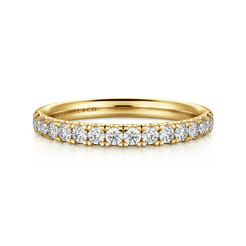 14K-Yellow-Gold-Diamond-Wedding-Band1