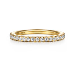 14K-Yellow-Gold-Diamond-Wedding-Band1