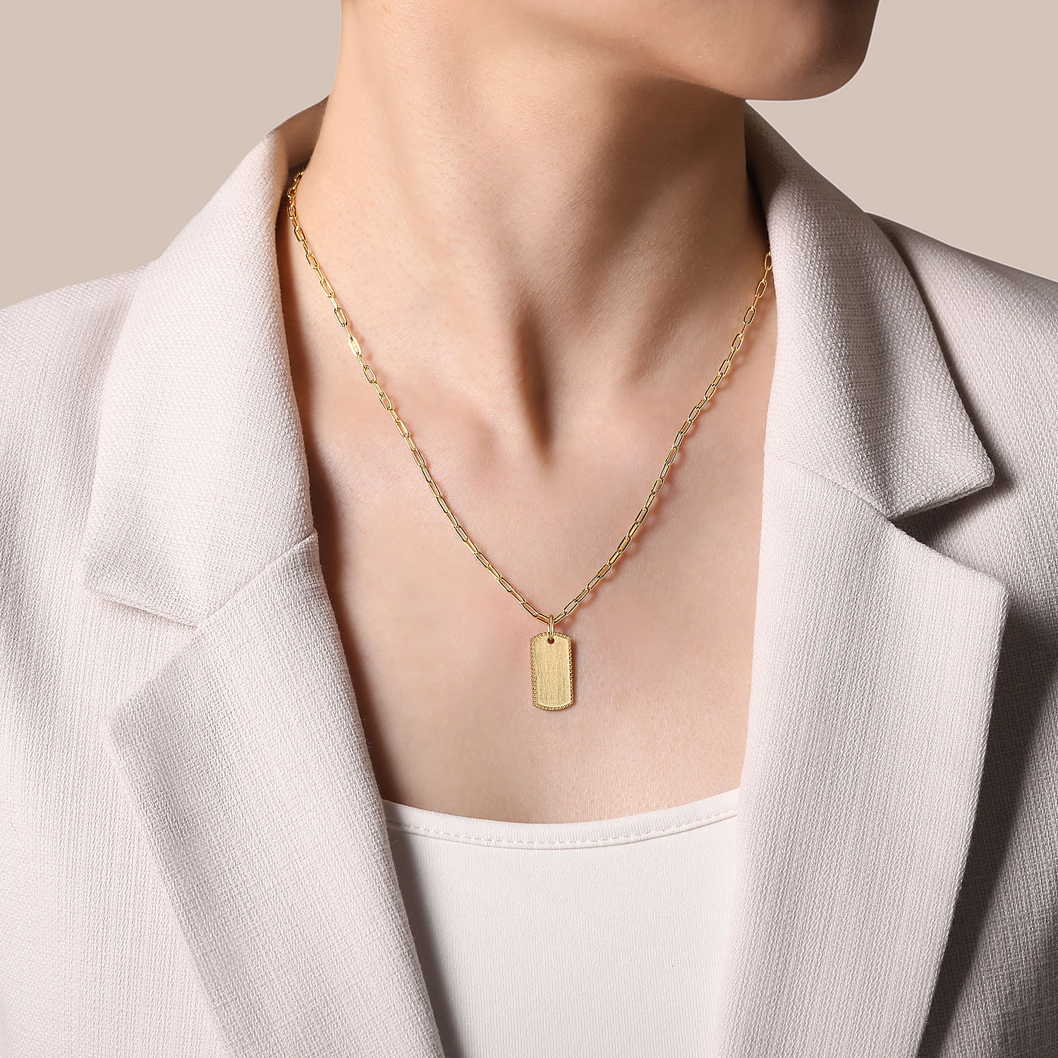 14K Yellow Gold Dog Tag Pendant Hollow Chain Necklace - Shot 3