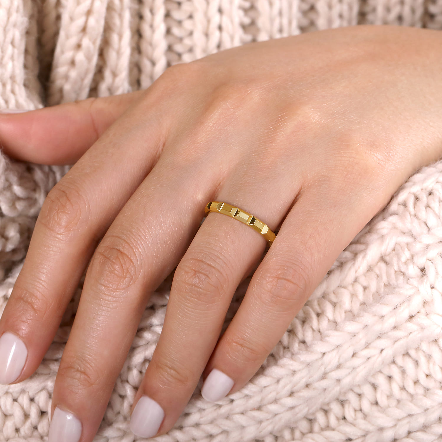 14K Yellow Gold Faceted Rectangle Station Stackable Ring - Shot 5