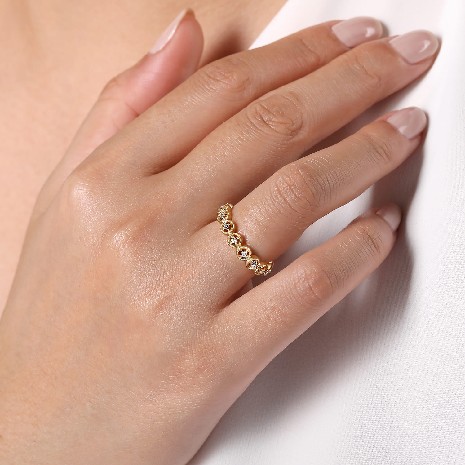 14K Yellow Gold Floating Diamond Station Stackable Ring - 0.2 ct - Shot 5