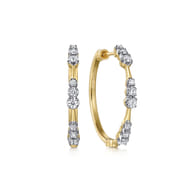 14K Yellow Gold Graduated Diamond Station Round Classic 30mm Hoop Earrings