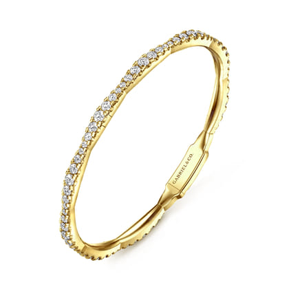 14K Yellow Gold Graduating Diamond Station Bangle