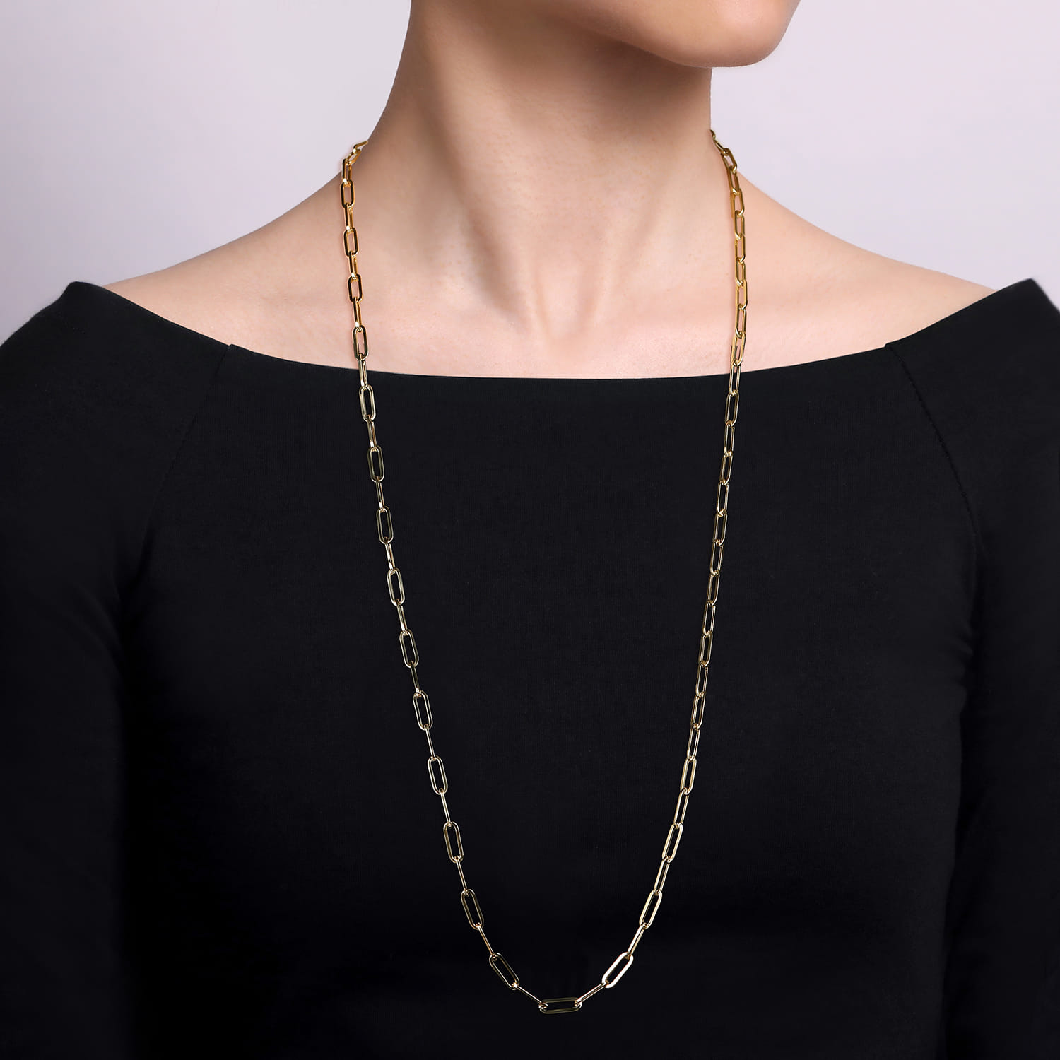 14K Yellow Gold Hollow Paper Clip Chain Necklace - Shot 3