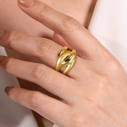 14K Yellow Gold Intersecting Links Ring