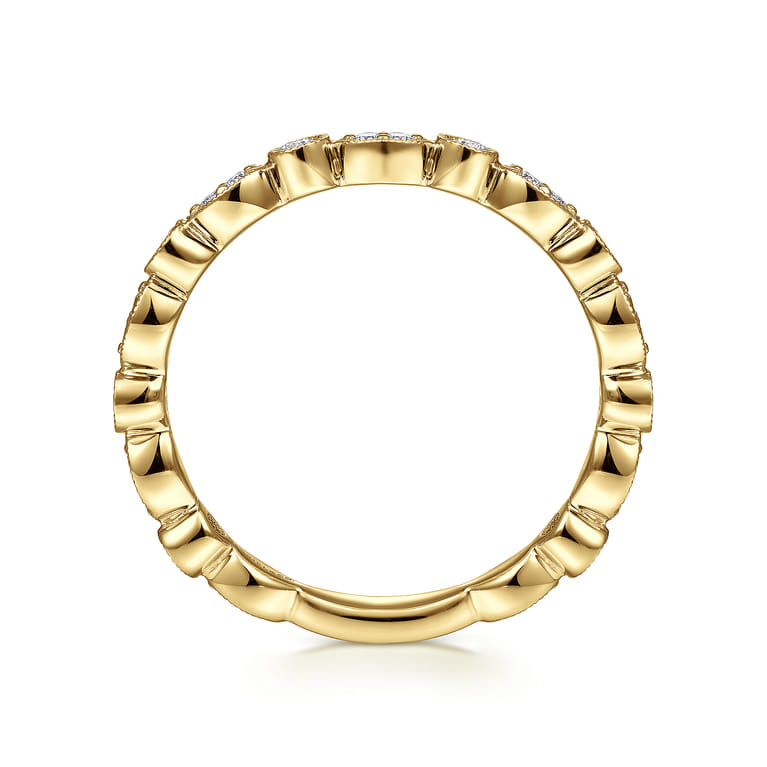 14K Yellow Gold Marquise and Round Station Diamond Ring - 0.25 ct - Shot 2