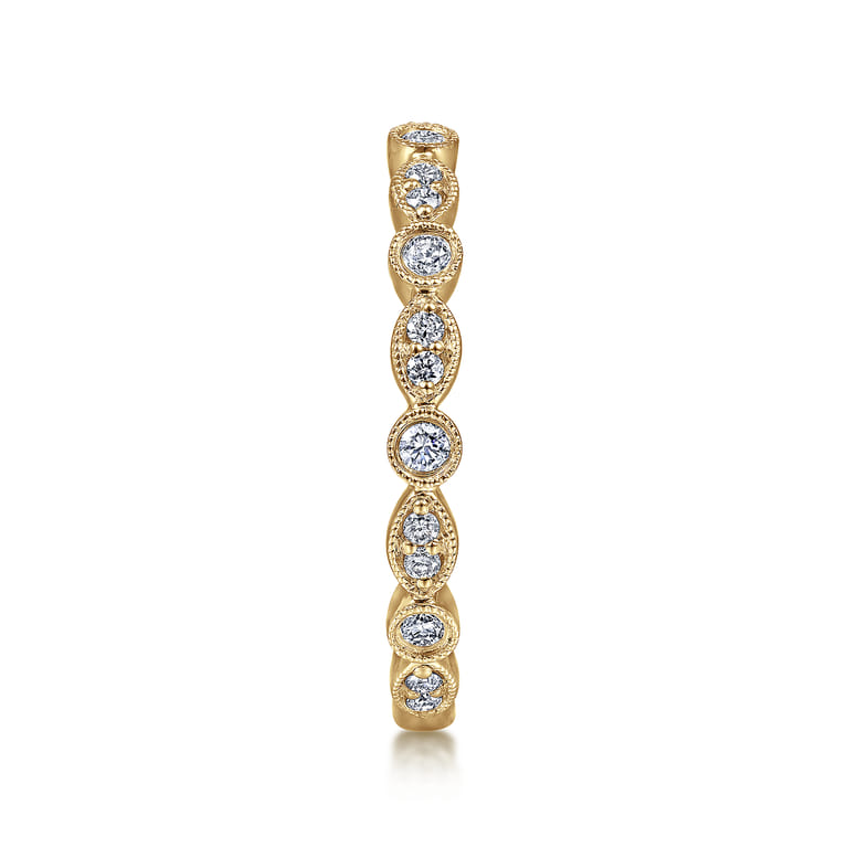 14K Yellow Gold Marquise and Round Station Diamond Ring - 0.25 ct - Shot 4