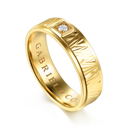 14K Yellow Gold Men's Ring in High Polish Finish with Texture