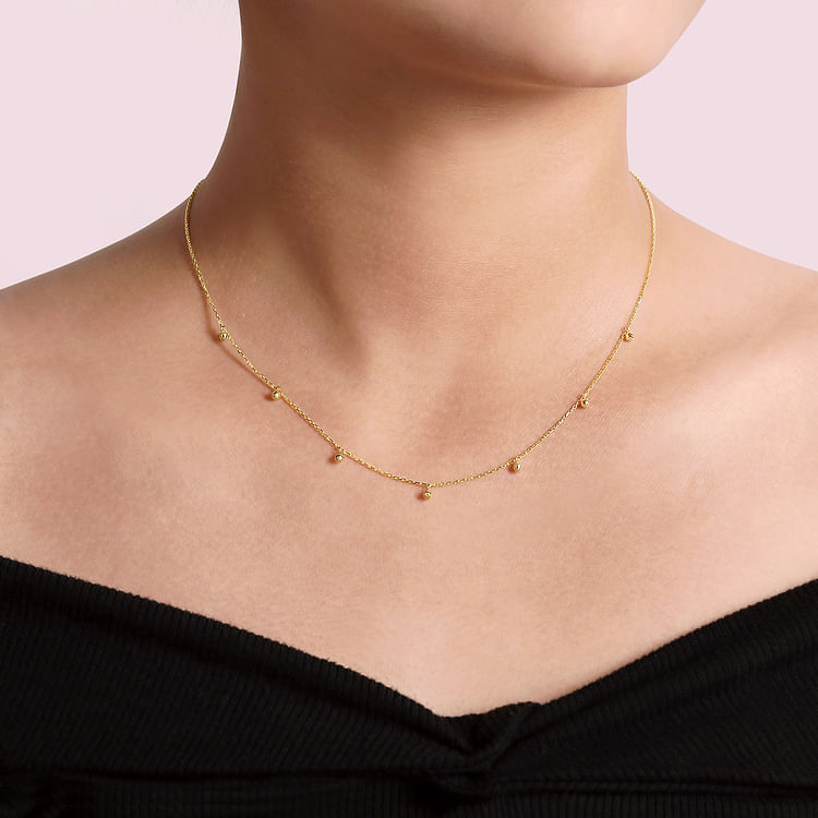 14K Yellow Gold Moon Plain Necklace