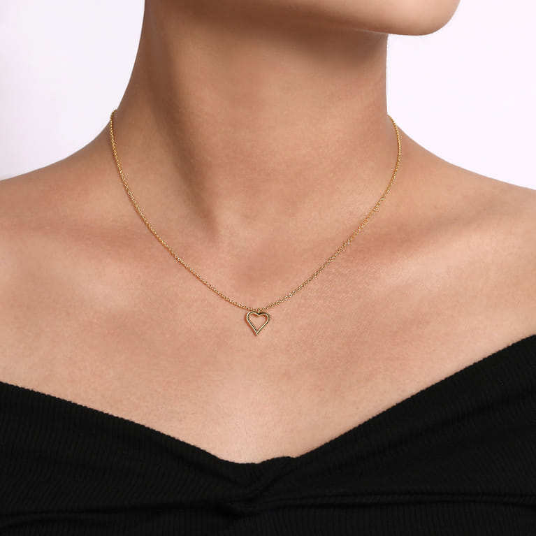 14K Yellow Gold Open Heart Pendant Necklace - Shot 3