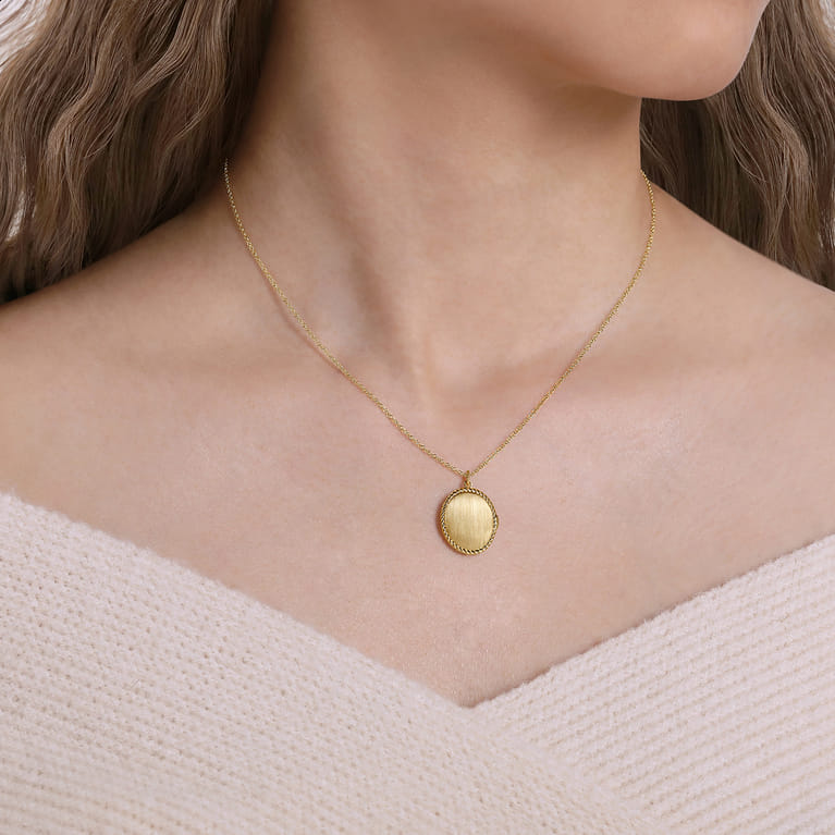 14K Yellow Gold Oval Locket Necklace with Twisted Rope Frame - Shot 5
