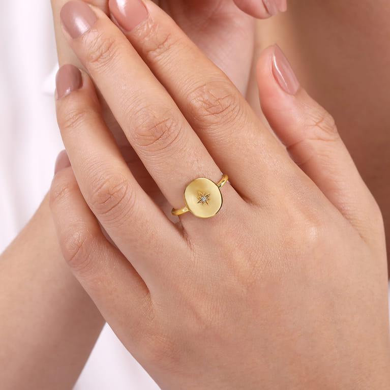 14K Yellow Gold Oval Medallion Ring with Diamond Star Center - 0.01 ct - Shot 5