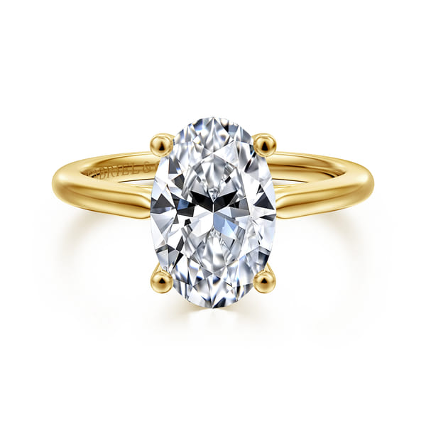 Oval Solitaire Diamond Engagement Ring in Yellow Gold