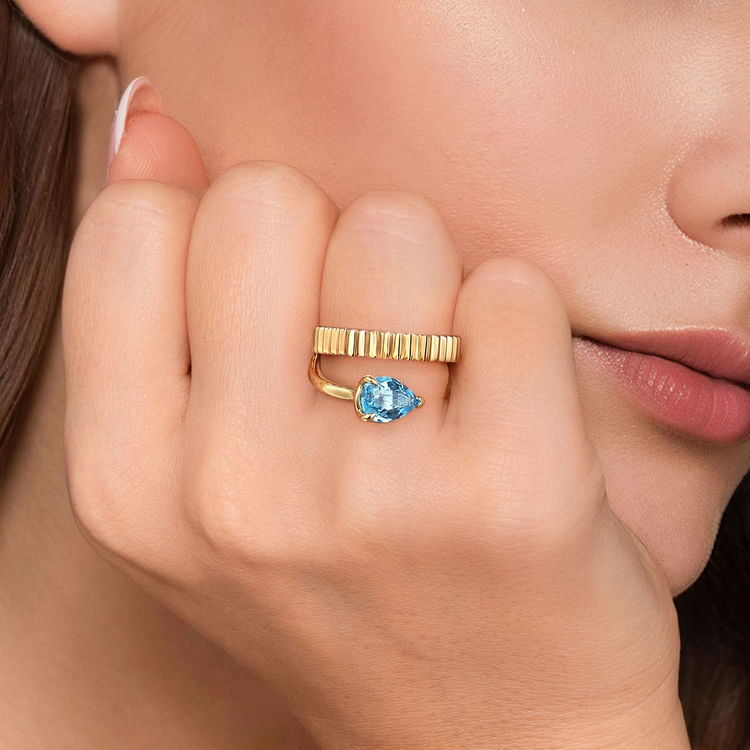 14K Yellow Gold Pear Shape Blue Topaz and Diamond Cut Ladies Ring