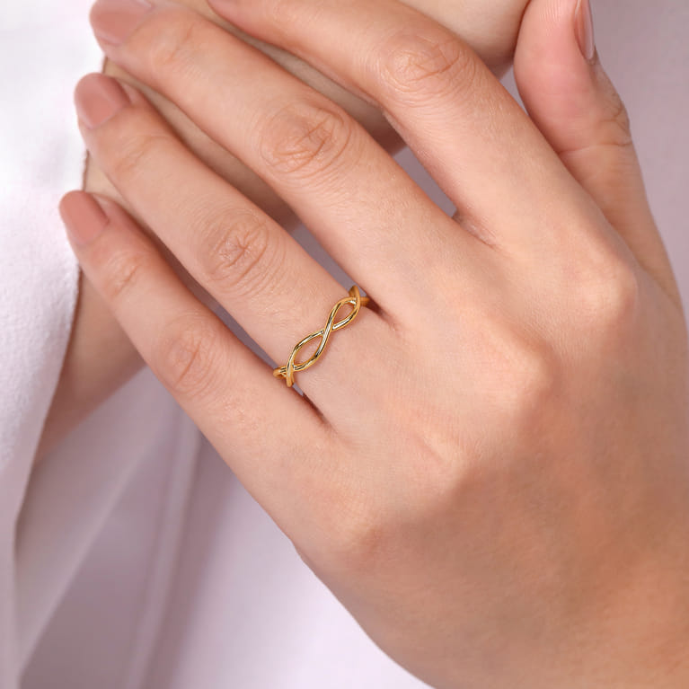 14K Yellow Gold Plain Twisted Stackable Ring - Shot 5