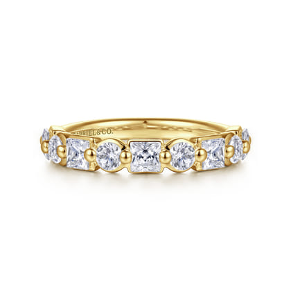 14K Yellow Gold Prong Princess Cut and Round Diamond Anniversary Band